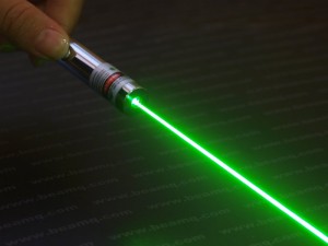 グリーンレーザーポインター200mw
